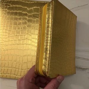 MAGAZINE FOLDER AND BIBLE COVER, GOLD GATOR, Jehovah’s Witness Gifts